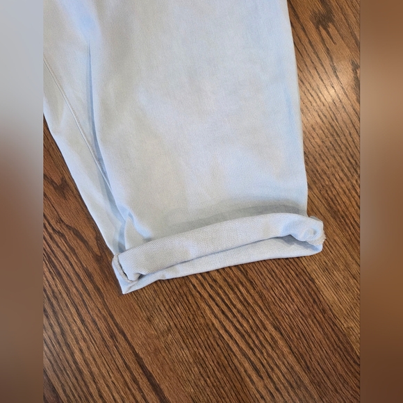 Mid Rise Boyfriend Capri - Picture 2 of 7